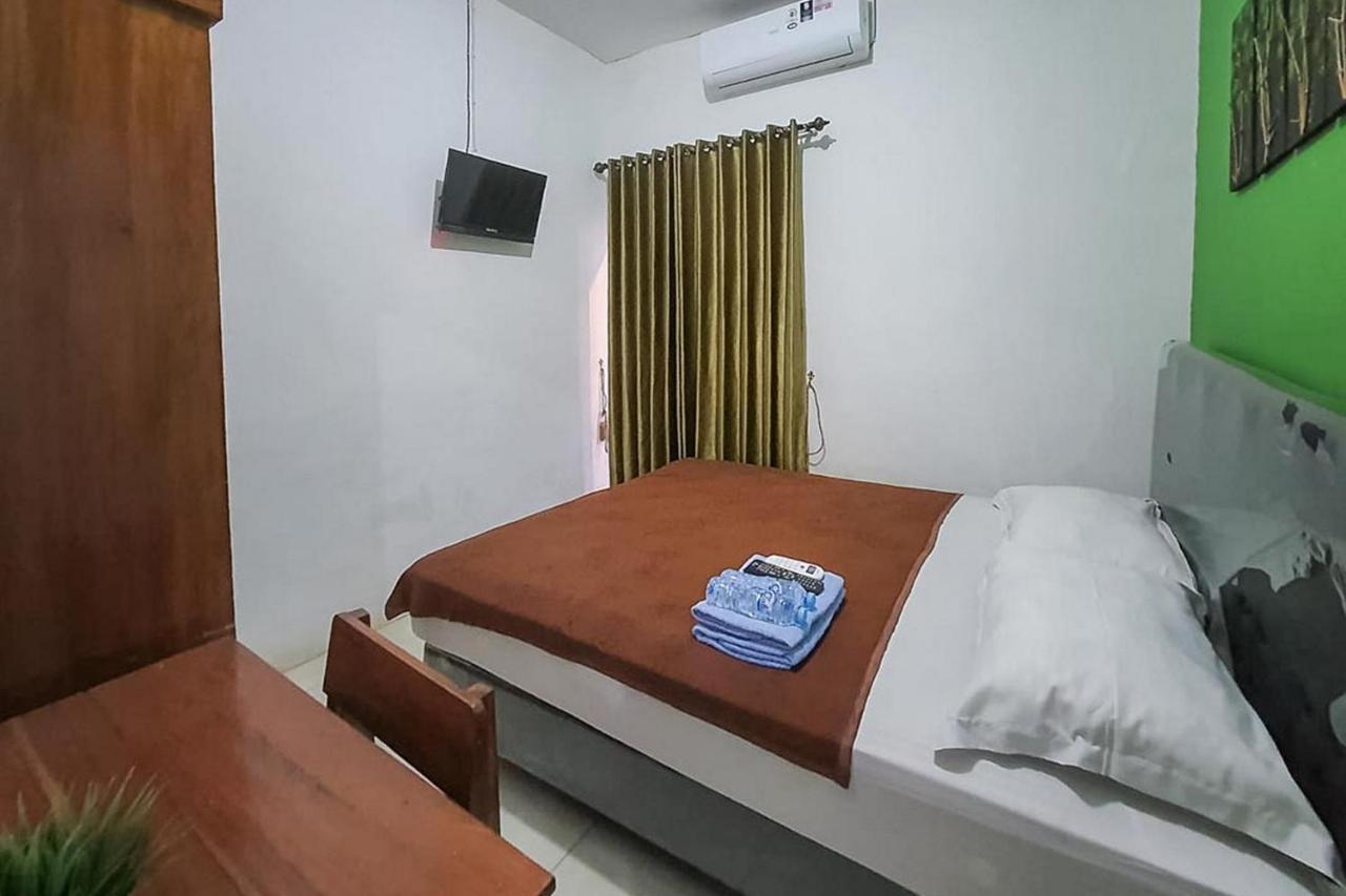 Syafa Homestay Syariah Mitra Reddoorz Tuban  Екстер'єр фото