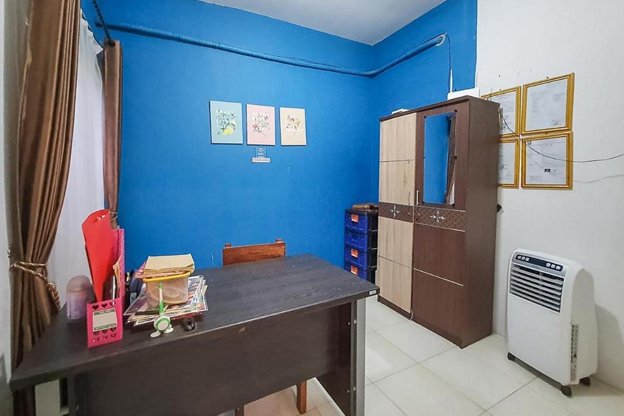 Syafa Homestay Syariah Mitra Reddoorz Tuban  Екстер'єр фото